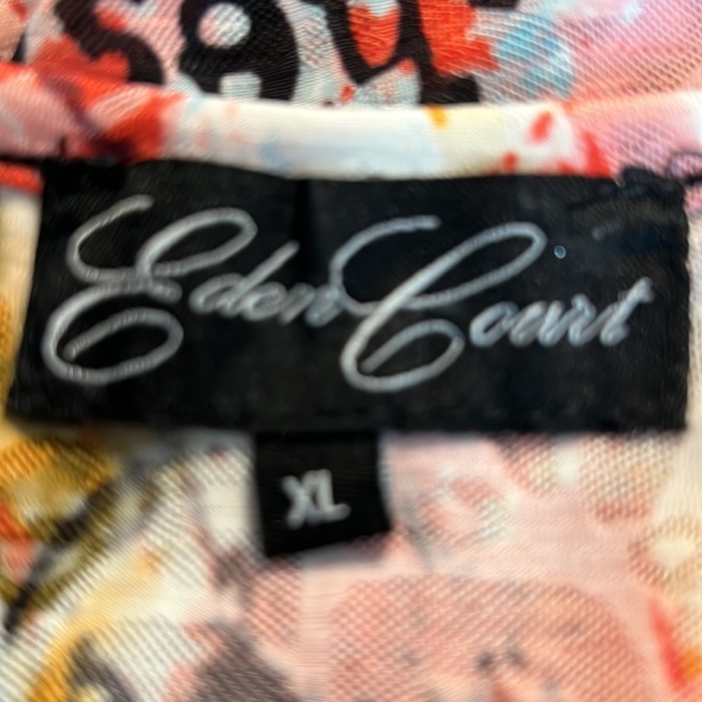 Beautiful Multi Color Blouse - Picture 3 of 3